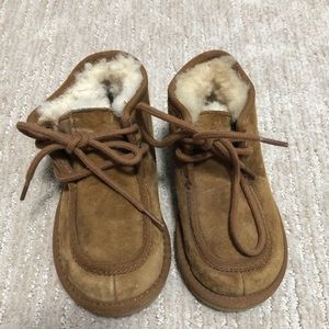 NWOT Ugg boots Toddler size 11
